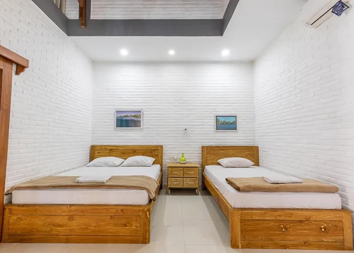 Surf Retreat Sari Bali Villa *