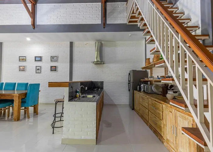 Surf Retreat Sari Bali Pulukan